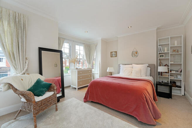 72637_45 Wavendon Av