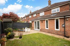 32, Stonedene Close, Forest Row RH18 5DB