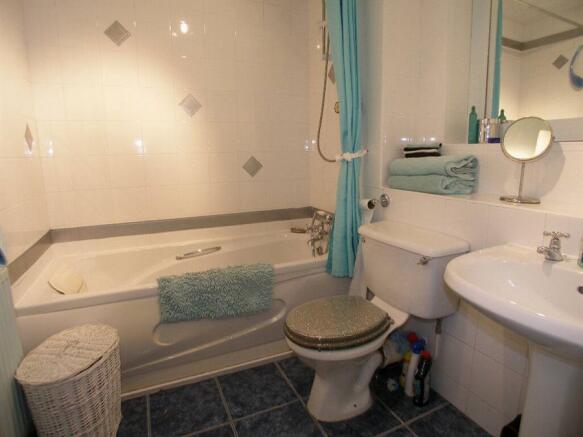 Photo 12