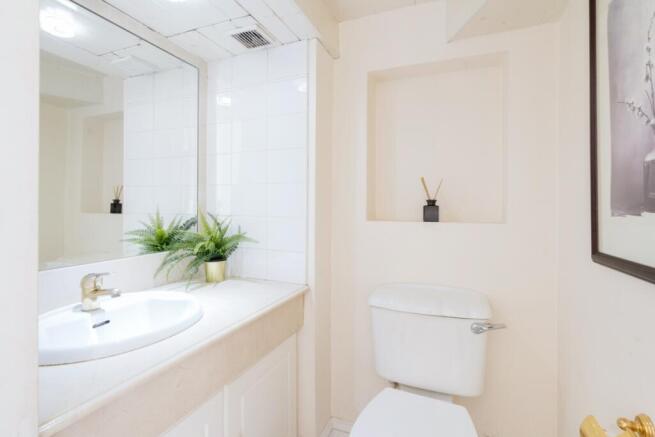 creighton wc
