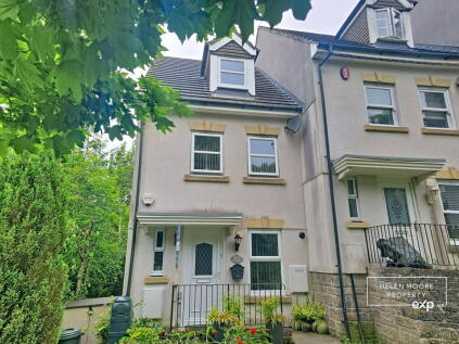 Primrose Walk, Pillmere, Saltash, Cornwall