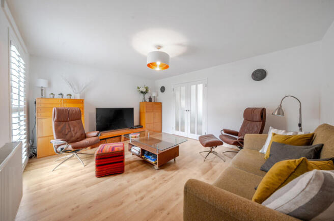 1299522-2-684021c...