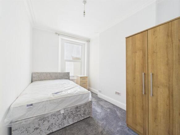 CAM02089G0-PR0482...