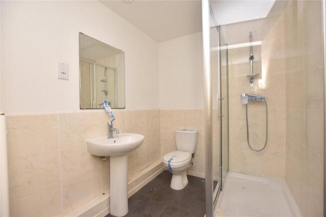 2 bed Apartment for sale Image 8