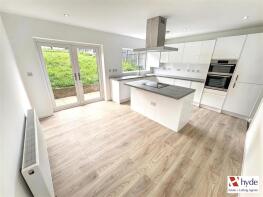 14, Sandgate Road, Manchester M45 6WG