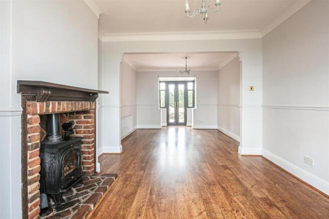 3 bed Semi-Detached for sale Image 6