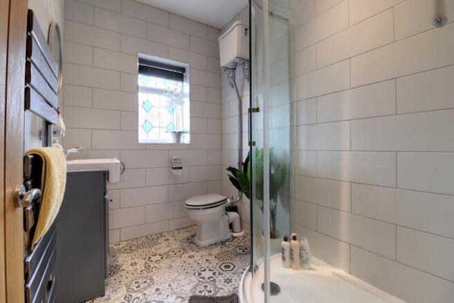 En-Suite Shower Room (Bedroom One)