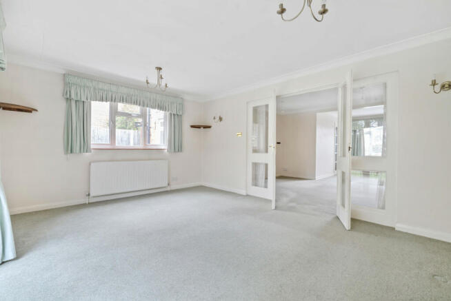 Dining/Lounge