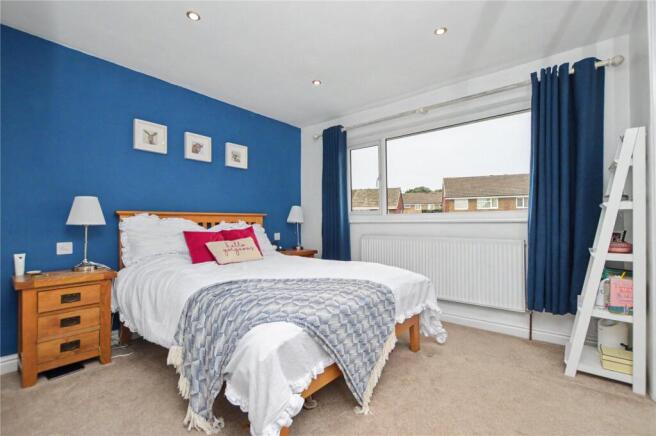 2 bed Semi-Detached for sale Image 11