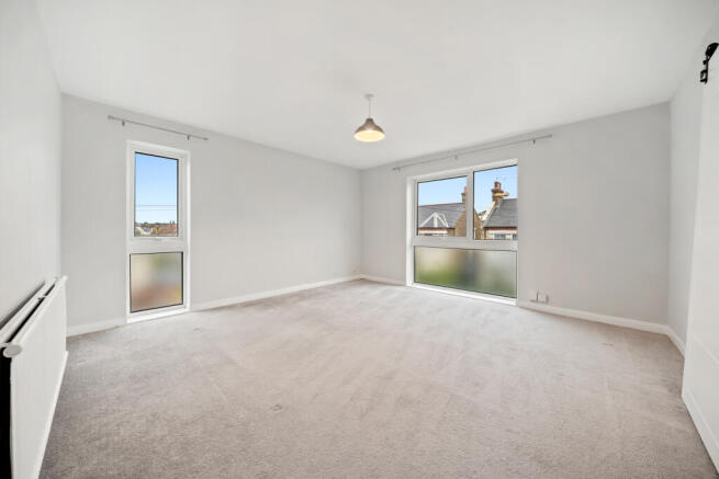 7 Shere Lodge 48 Harewood Road SW19 2HD-3