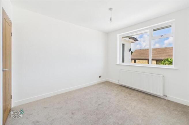 2 bed Detached Bungalow for sale Image 11