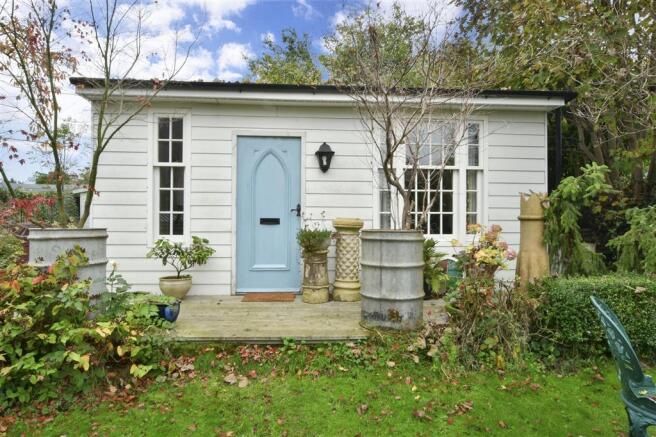 Workshop/Outbuilding