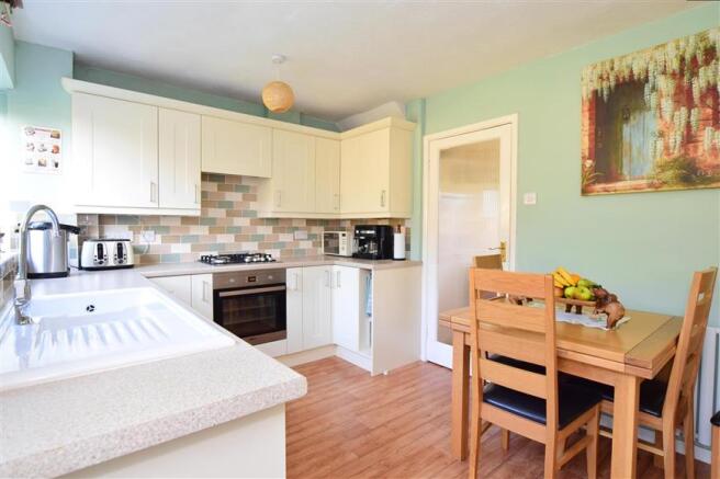 Kitchen /Breakfast Room