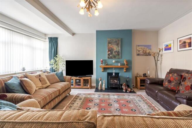2 Glouster court-002.JPG