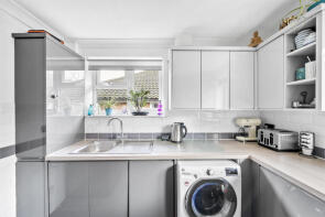 30, Vernon Crescent, East Barnet, Barnet EN4 8QQ