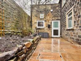 120, Lower Town End Road, Wooldale, Holmfirth HD9 1QD