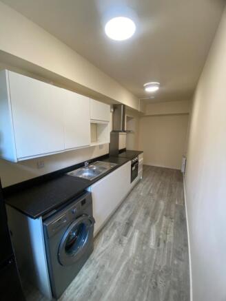 1 bed Apartment to rent Image 5