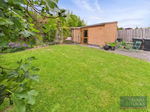 Garden/Outbuilding