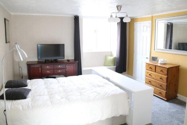 Landing / bedroom 2