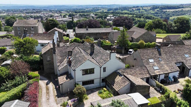 3 bed Cottage for sale in halifax