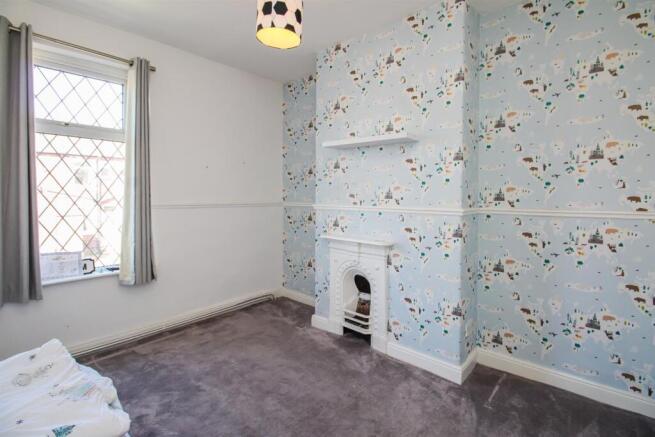 3 bed Terraced for sale Image 9