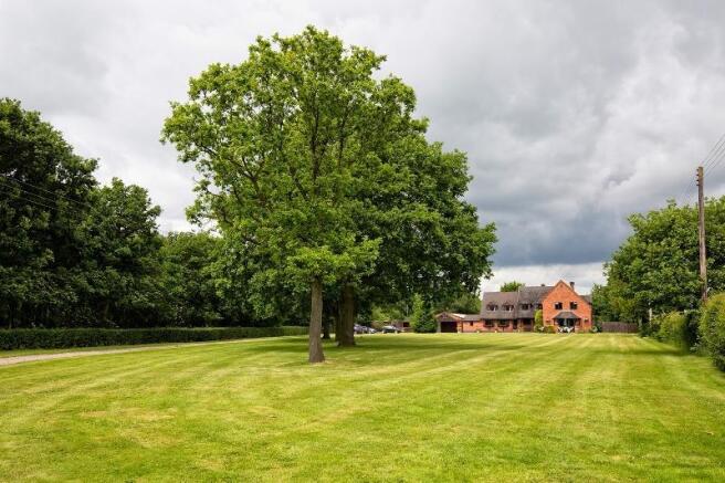 Oakwood House