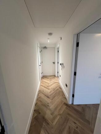 1 bed Apartment to rent Image 5
