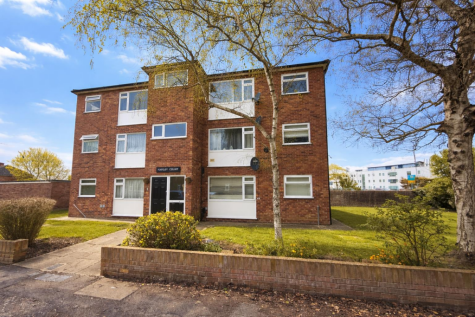 Lodge Way, Ashford