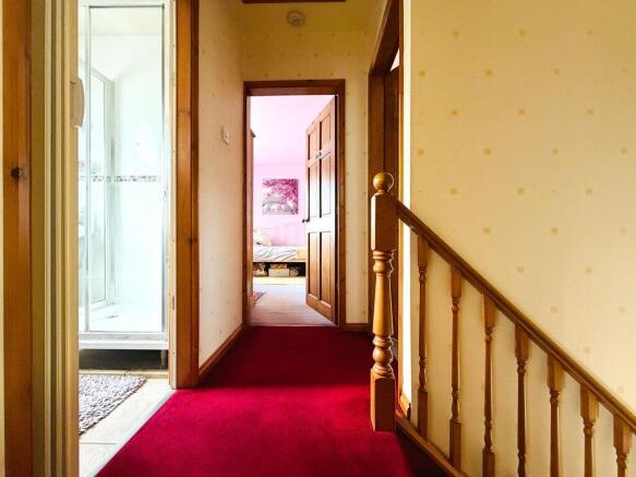 3 bed Semi-Detached for sale Image 11