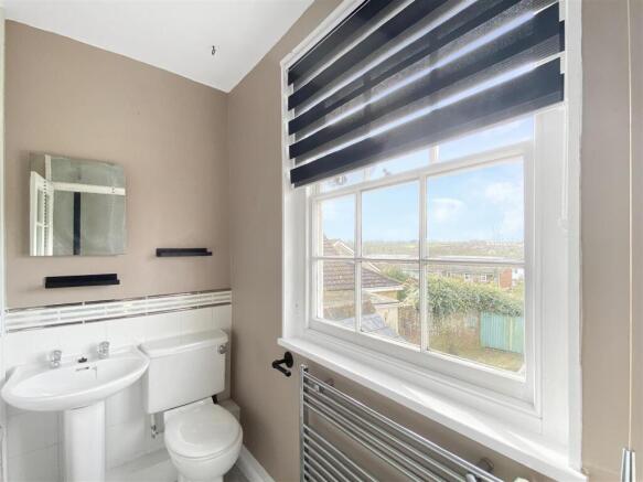 Bathroom.jpg