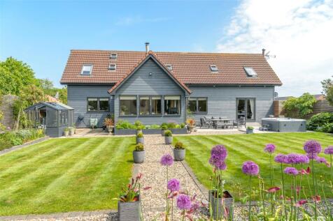 Willow Tree Lodge, Hadston, Northumberland, NE65