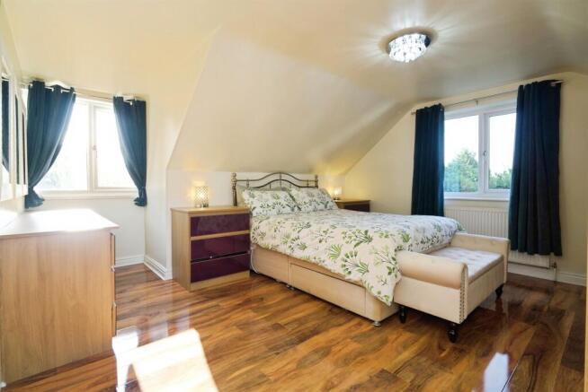 3 bed Detached Bungalow for sale Image 9