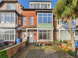 16, Roundhay Road, Bridlington YO15 3JY