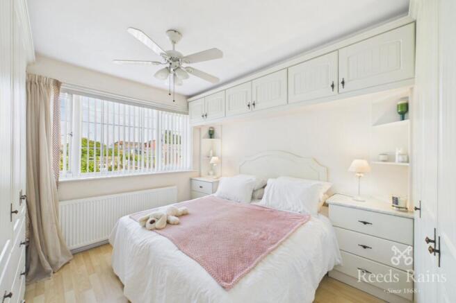 3 bed Semi-Detached for sale Image 4