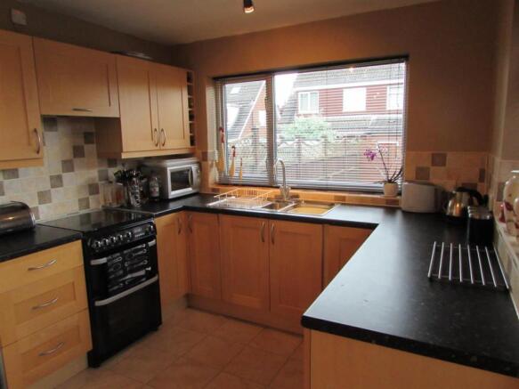 64 Attfield drive (9