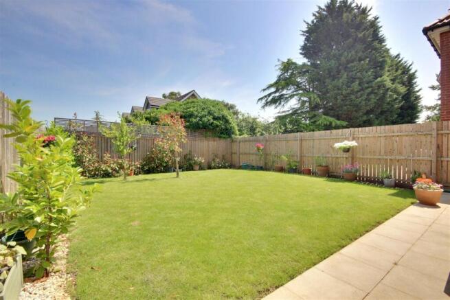 3 bed Detached for sale Image 4