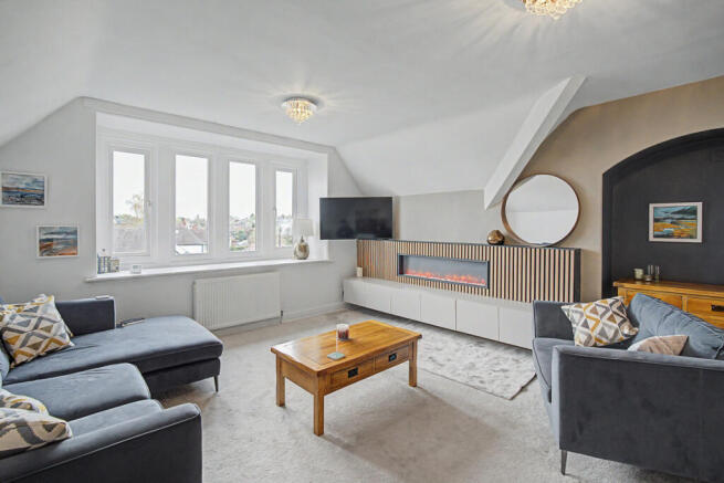 2 bed Apartment for sale Image 4