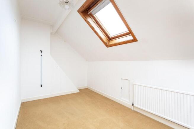 4 bed Terraced for sale Image 12