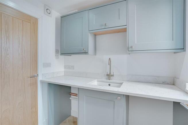 218 high Street Kirtling-13.jpg