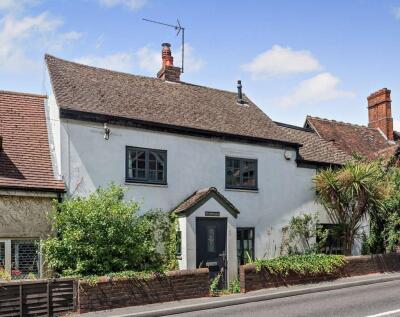 High Street, Twyford, Hampshire