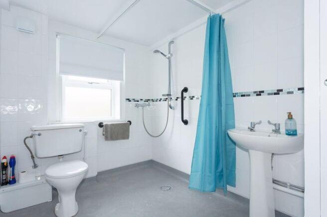 WET ROOM 