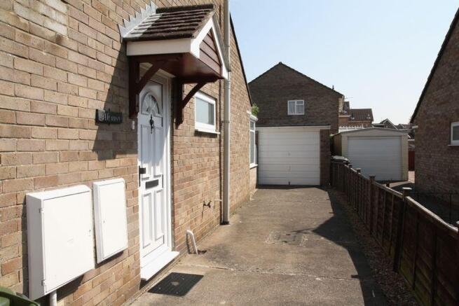 Side driveway