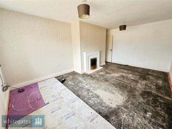2 bed Apartment for sale Image 4