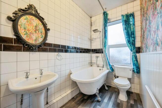2 bed Terraced for sale Image 10