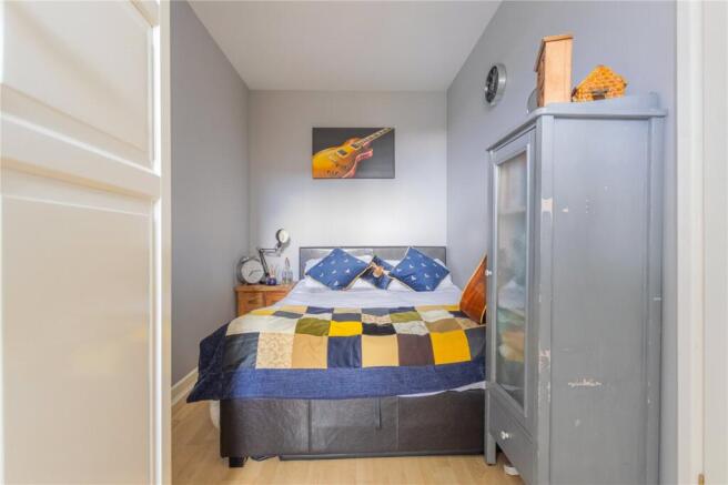 4 bed Semi-Detached for sale Image 11