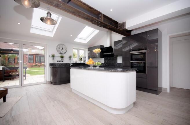 Kitchen/family room