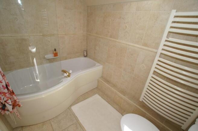 En Suite Bathroom
