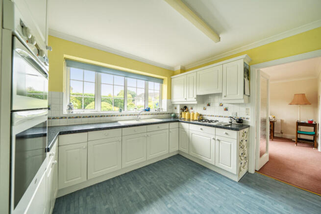 3 bed Detached for sale Image 5