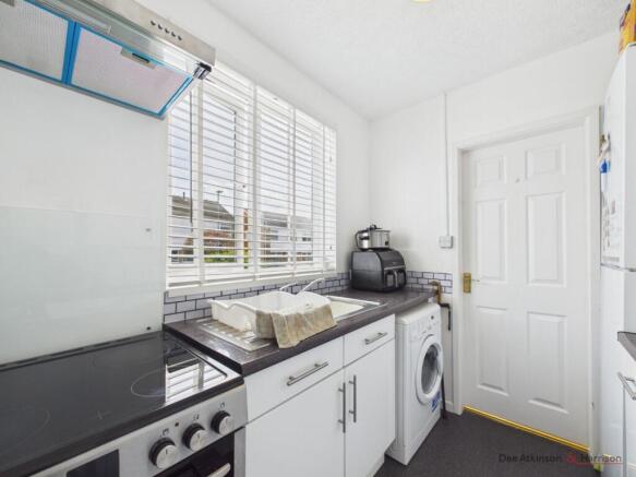 2 bed Detached Bungalow for sale Image 7