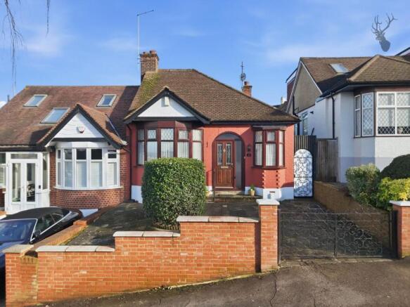 2-bed semi-detached on Sunset Avenue, London, E4, £525,000